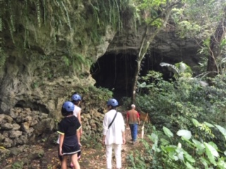 キセキが創り出した洞窟・ヤジヤーガマ